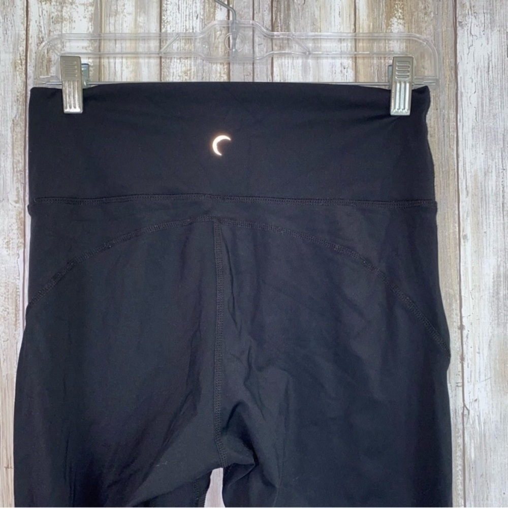 Zyia Black Leggings - Picture 5 of 6